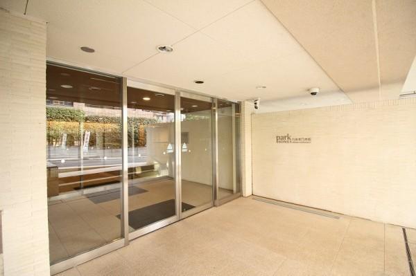 港区六本木７丁目のマンション