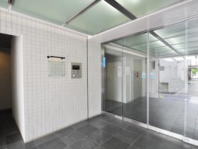 新宿区市谷薬王寺町のマンション