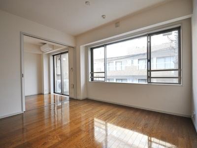 港区赤坂８丁目のマンション