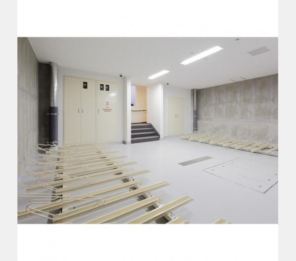 港区赤坂２丁目のマンション