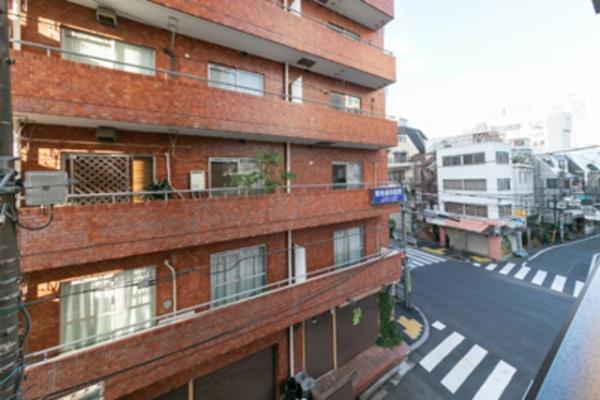 渋谷区代々木１丁目のマンション