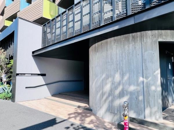 新宿区大京町のマンション