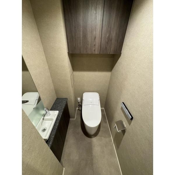千代田区麹町３丁目のマンション