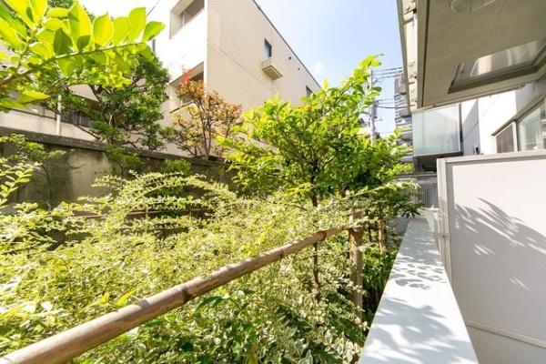 新宿区南町のマンション