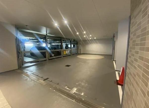 中央区築地６丁目のマンション