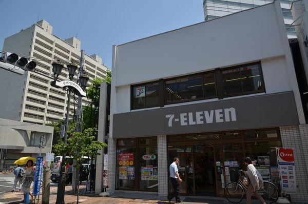 港区南青山６丁目のマンション(セブンイレブン広尾駅前店)