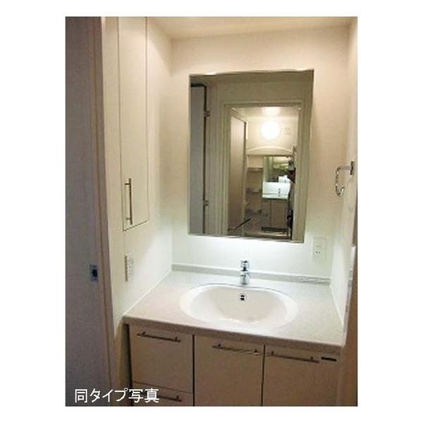 渋谷区千駄ヶ谷３丁目のマンション