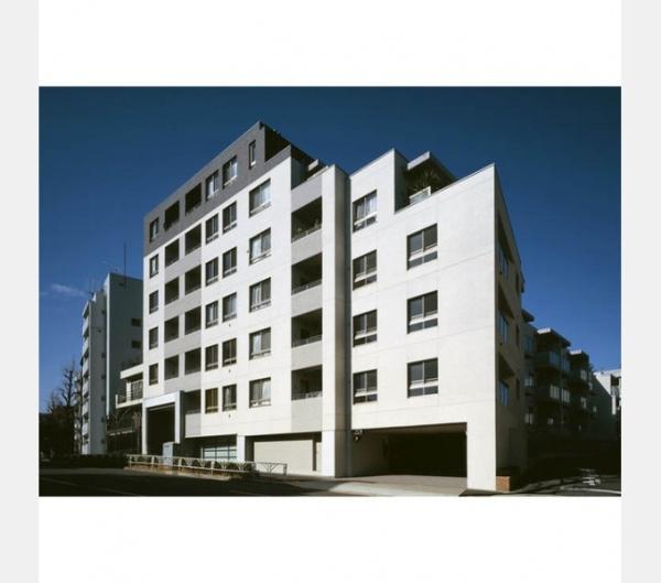 渋谷区千駄ヶ谷３丁目のマンション