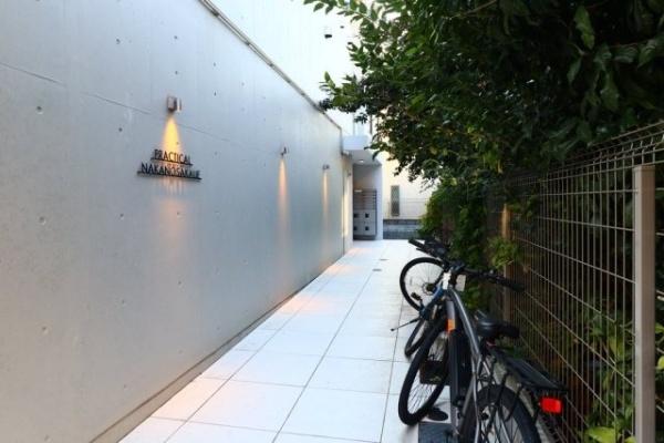 中野区本町２丁目のマンション