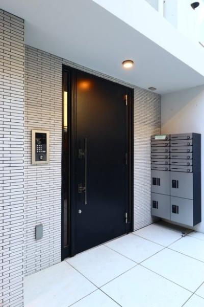 中野区本町２丁目のマンション