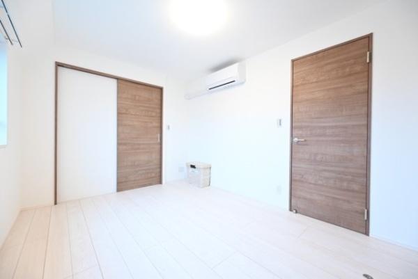 中野区本町２丁目のマンション