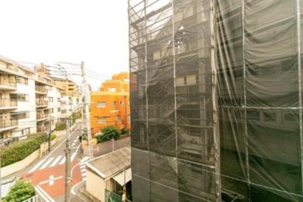 渋谷区代々木４丁目のマンション