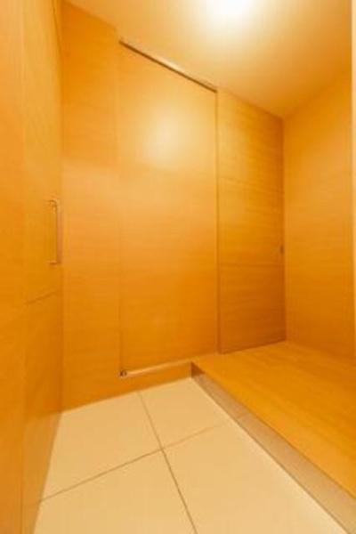 渋谷区代々木４丁目のマンション