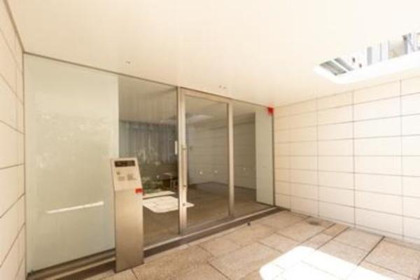 渋谷区代々木４丁目のマンション