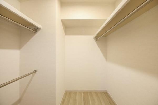 中央区新川２丁目のマンション