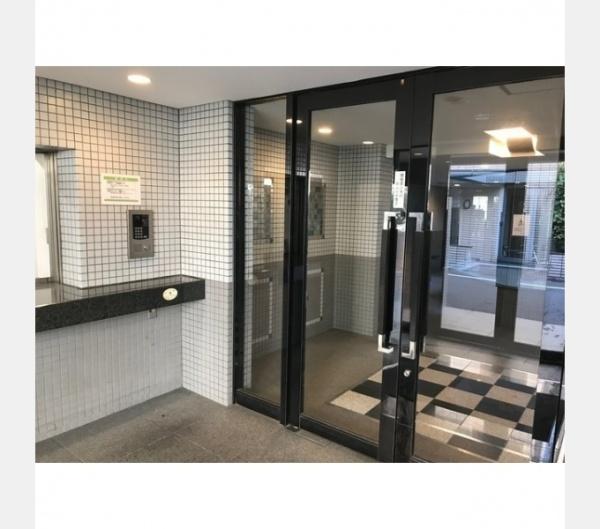 渋谷区千駄ヶ谷３丁目のマンション