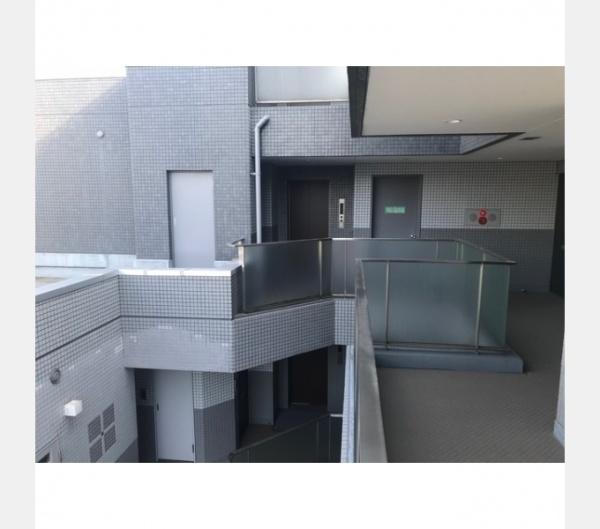 渋谷区千駄ヶ谷３丁目のマンション