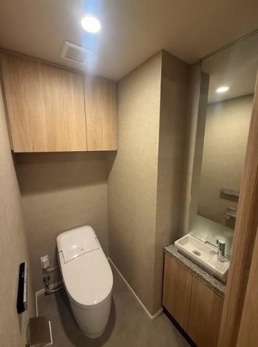 千代田区麹町３丁目のマンション