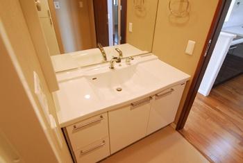 江東区豊洲３丁目のマンション
