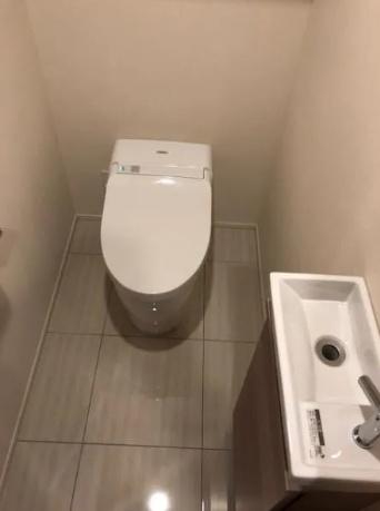 中央区新川２丁目のマンション
