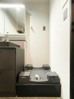 港区赤坂２丁目のマンション