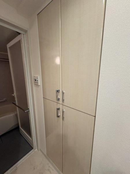 港区六本木２丁目のマンション