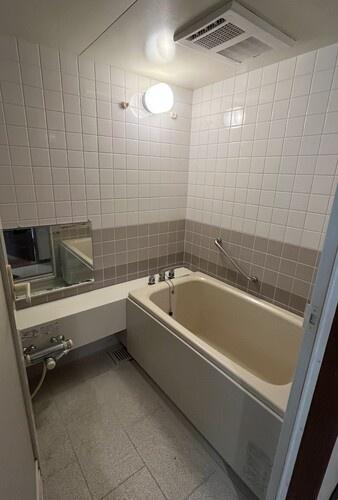 港区西麻布４丁目のマンション