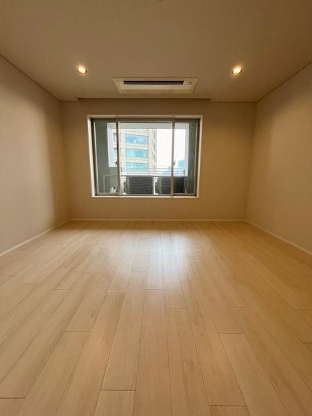 港区三田１丁目のマンション
