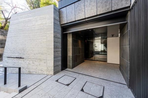 港区元麻布１丁目のマンション