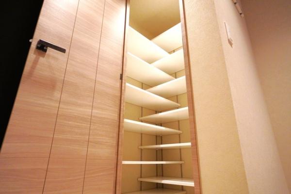 渋谷区鉢山町のマンション