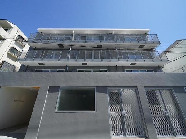 渋谷区初台２丁目のマンション