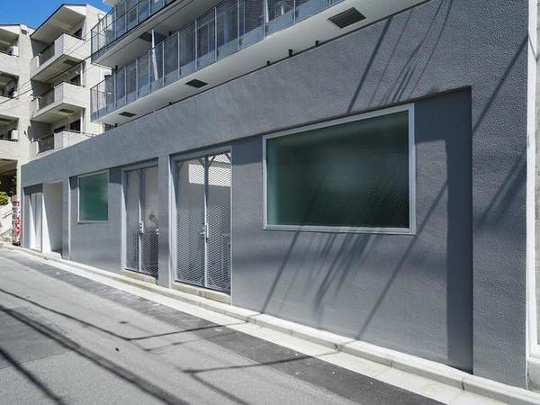 渋谷区初台２丁目のマンション