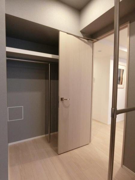 新宿区市谷田町２丁目のマンション