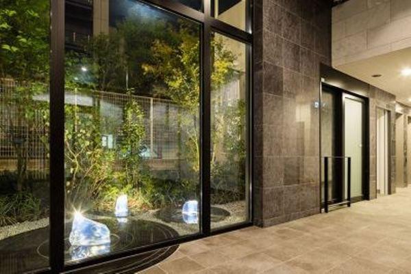 目黒区青葉台４丁目のマンション