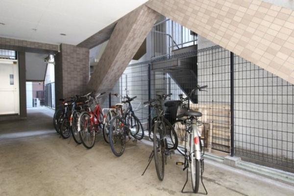 中央区八丁堀２丁目のマンション