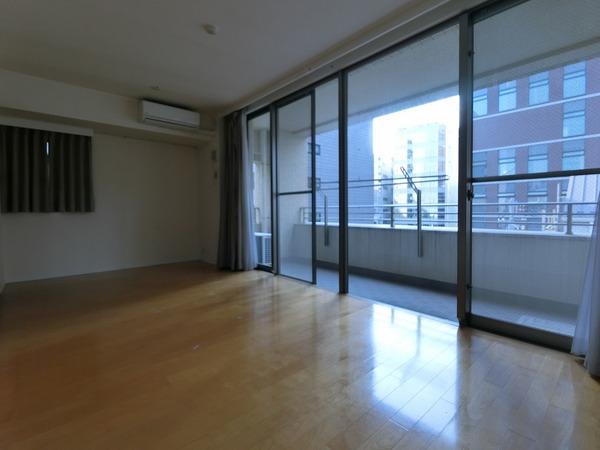 港区赤坂４丁目のマンション