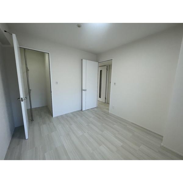 中央区新川２丁目のマンション