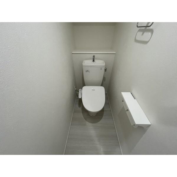 中央区新川２丁目のマンション
