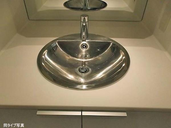 目黒区青葉台２丁目のマンション