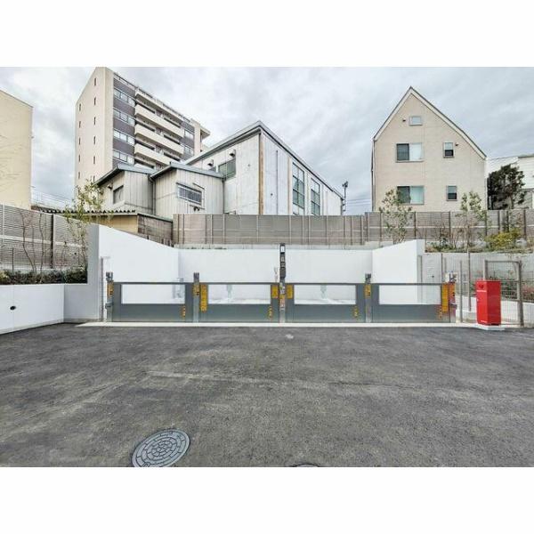 渋谷区富ヶ谷２丁目のマンション