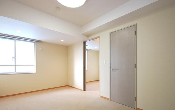 中央区日本橋箱崎町のマンション
