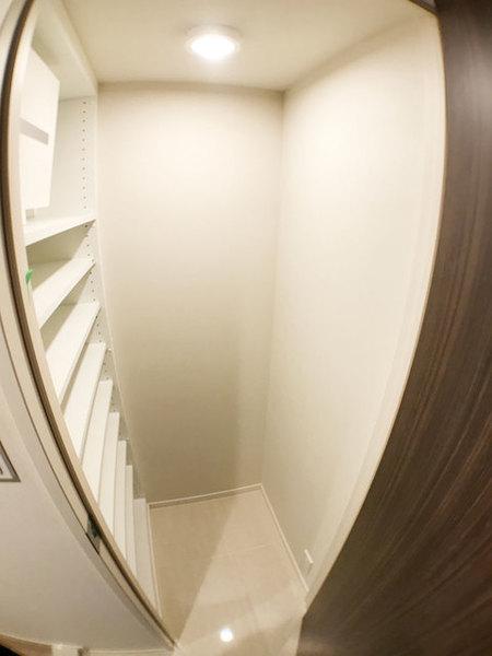 港区西新橋３丁目のマンション