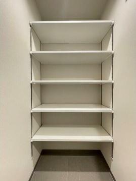 世田谷区下馬１丁目のマンション
