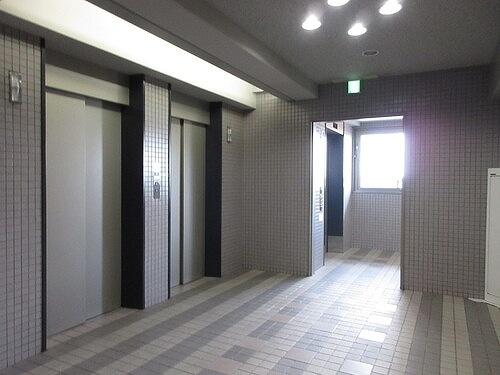 中野区中野４丁目のマンション