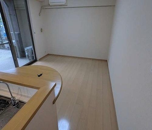 中野区中野２丁目のマンション