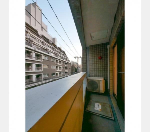 港区南青山５丁目のマンション