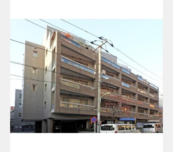港区南青山5丁目のマンション