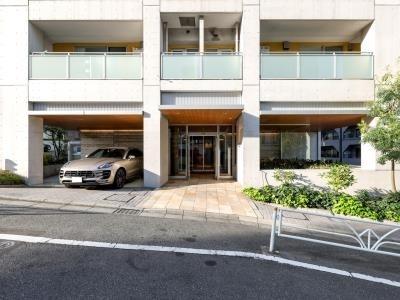 渋谷区富ヶ谷１丁目のマンション