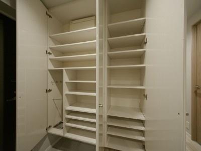港区三田３丁目のマンション