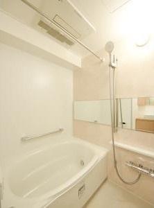 中央区新川２丁目のマンション